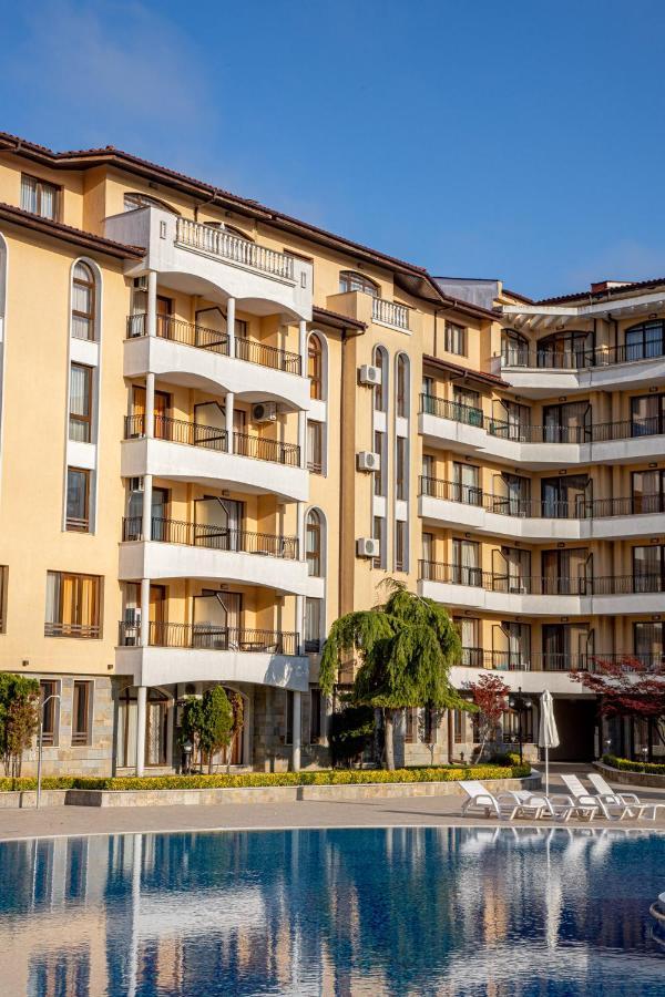 Sunny Apartment In A Complex With A Pool And Gym By Flаt Manаger Słoneczny Brzeg Zewnętrze zdjęcie